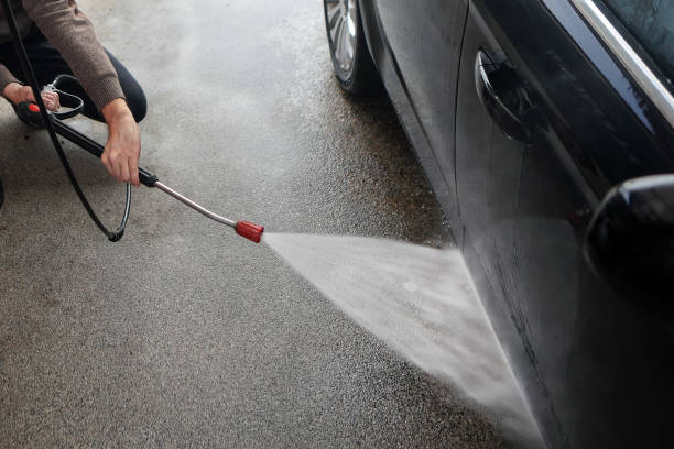 Best Concrete Pressure Washing  in Santa Clarita, CA